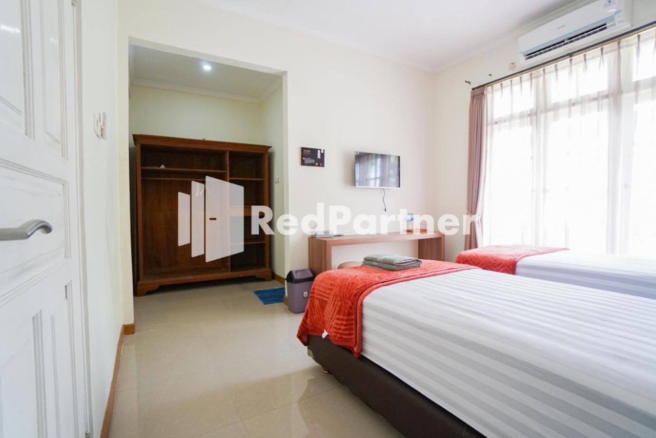 Fazza Syariah Mitra Reddoorz Hotel Jakarta Ngoại thất bức ảnh