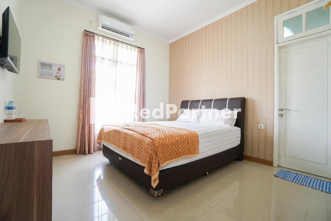 Fazza Syariah Mitra Reddoorz Hotel Jakarta Ngoại thất bức ảnh