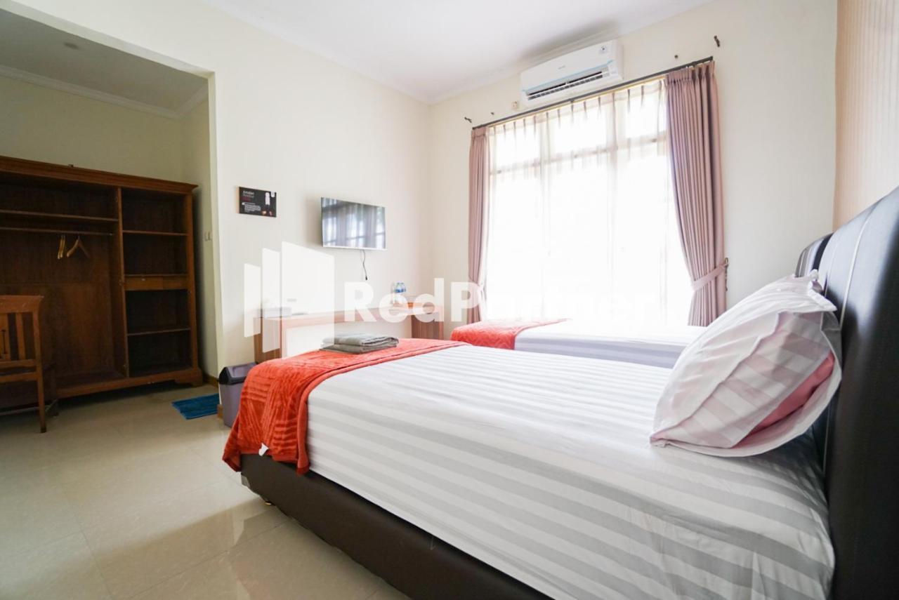 Fazza Syariah Mitra Reddoorz Hotel Jakarta Ngoại thất bức ảnh